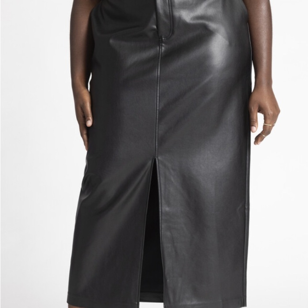Eloquii Black Faux Leather Column Skirt With Slit